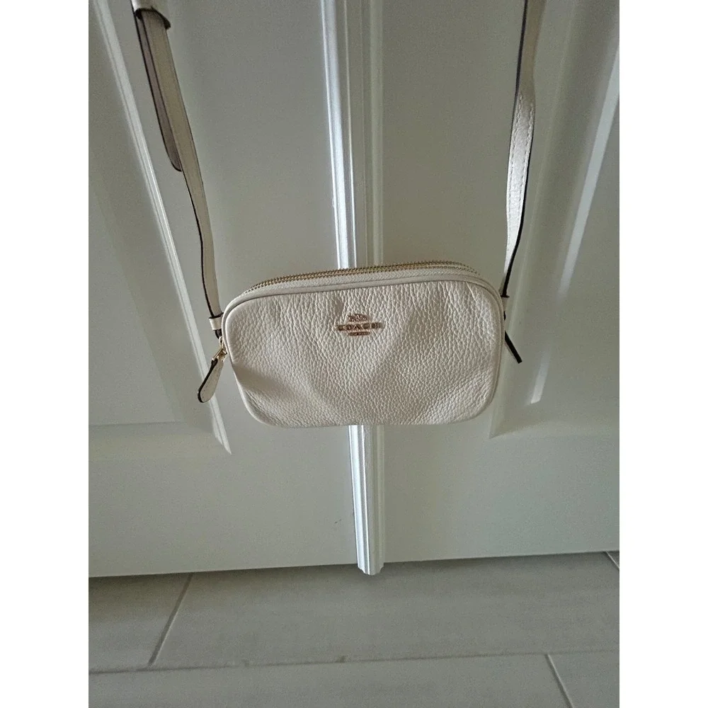 Coach Double Zip Crossbody Bag Pebbled Leather‎ Chalk White Gold Tone Hardware